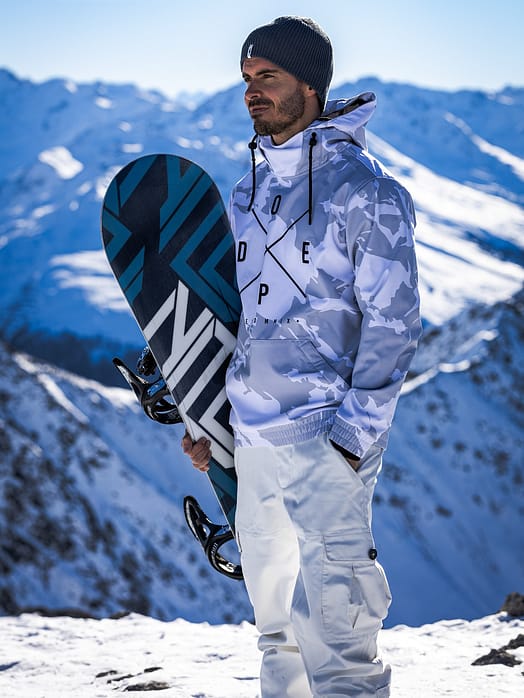 Customer @dz_lens92 in Yeti Snowboard Jacket Men 2X-Up Grey Camo