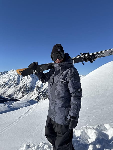 Customer @confettyboy in Adept Snowboard Jacket Men Metal Blue Camo