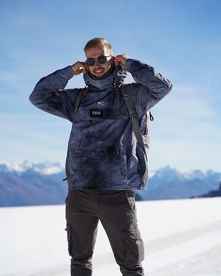 Customer @_jnsvb in Blizzard Ski Jacket Men Dirt