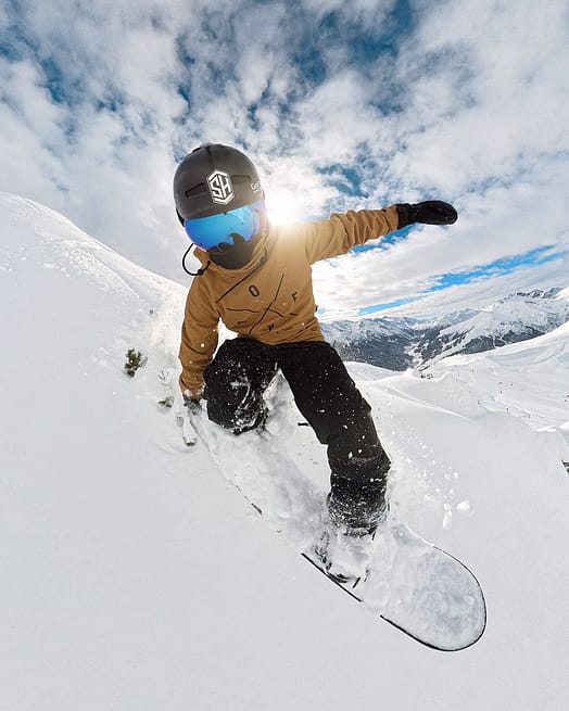 Cliente @world_is_calling en Yeti Chaqueta Snowboard Hombre 2X-Up Gold