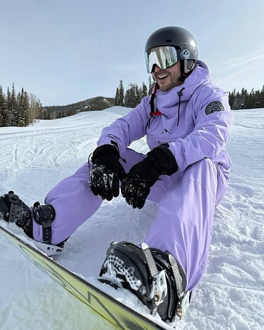 Customer @ivonne190991 in Blizzard Snowboard Jacket Men Faded Violet