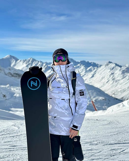 Kunde @tilabov17 in Akin Snowboardjacke Herren Grey Camo