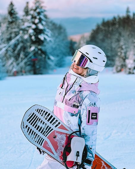 Cliente @liliavalerie en Annok W Chaqueta Snowboard Mujer Washed Ink