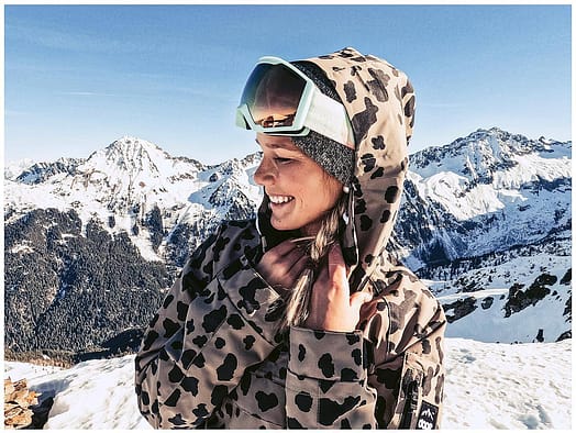 Customer @lwg.v in Annok W Ski Jacket Women Limited Edition Dots