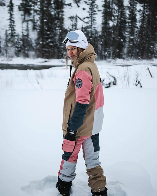 Customer @holyshitthatsgood in Blizzard LE W Ski Jacket Women Limited Edition Patchwork Khaki