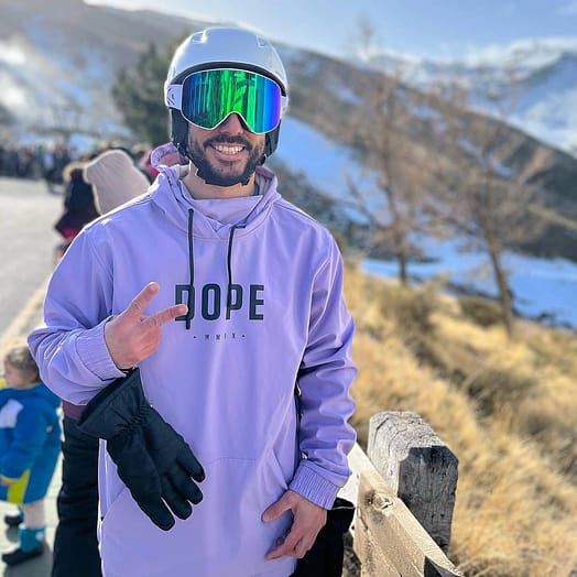 Cliente @kino_roldan en Yeti 2021 Chaqueta Snowboard Hombre Capital Faded Violet Renewed