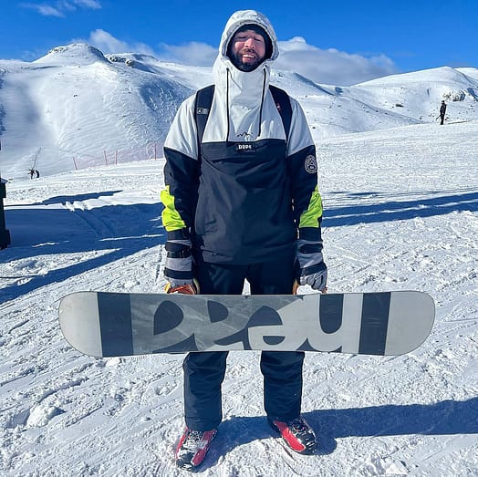 Customer @iaesteman in Blizzard LE Snowboard Jacket Men Limited Edition Multicolor Light Grey