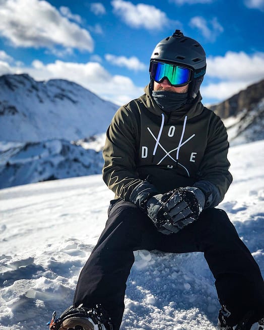 Cliente @chris_gunnell en Yeti 2021 Chaqueta Snowboard Hombre 2X-Up Olive Green