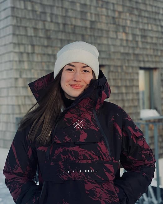 Cliente @lauraakugler en Akin W 2021 Chaqueta Snowboard Mujer Paint Burgundy