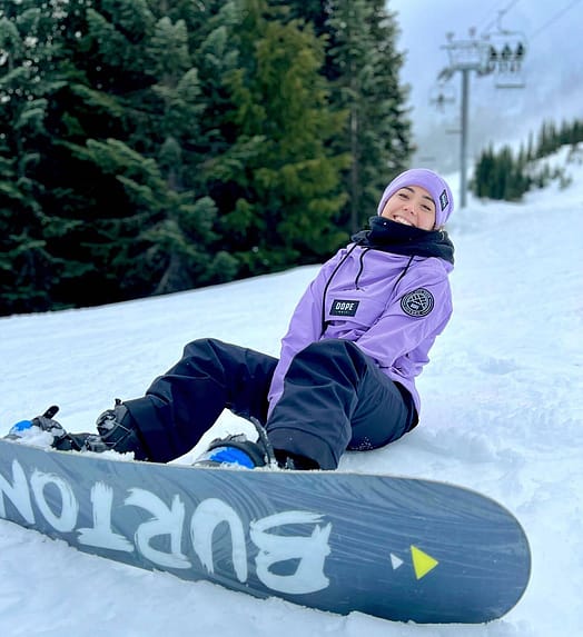 Customer @ash.lind__ in Blizzard W 2021 Ski Jacket Women Faded Violet