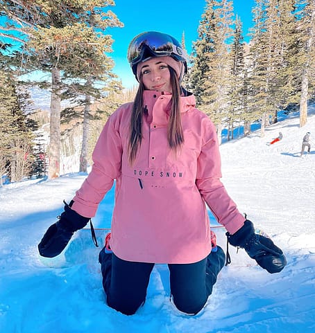 Cliente @celinehoyle en Legacy W 2021 Chaqueta Snowboard Mujer Pink