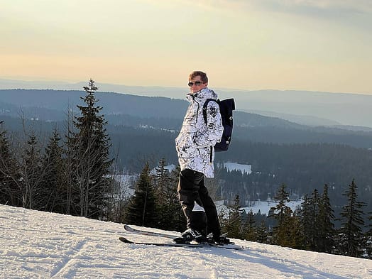 Cliente @theobellengeax en Akin 2021 Chaqueta Snowboard Hombre Rock