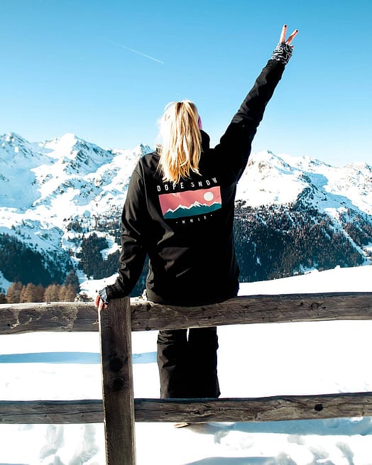 Cliente @ahungryblonde_ en Yeti W 2021 Chaqueta Snowboard Mujer Range Black