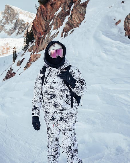 Zákazník @lthrd83 v Akin 2021 Bunda na Snowboard Pánské Rock