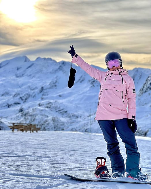 Klant @carinaadomingos in Akin W Snowboard jas Dames Soft Pink