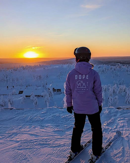 Customer @haaviojasmin in Yeti W 2022 Ski Jacket Women Summit Faded Violet