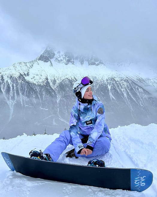 Zákazník @miss_anastassie v Blizzard W Bunda na Snowboard Dámské Blot Violet