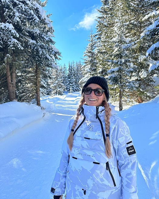 Customer @_saabri.na_ in Akin W Snowboard Jacket Women Grey Camo