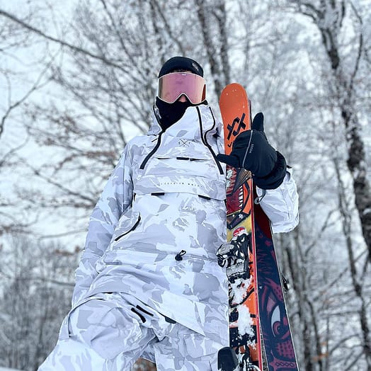 Customer @gioele_mari in Akin Snowboard Jacket Men Grey Camo