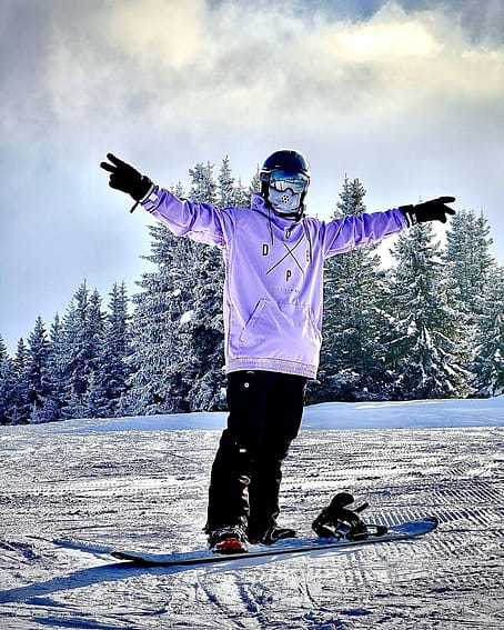 Customer @giannn_93 in Yeti Snowboard Jacket Men 2X-Up Faded Violet