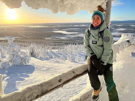 Customer @nadyas_adventures in Blizzard Light W Outdoor Jacket Women Faded Green