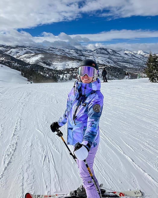 Customer @elegantfocused_divine in Blizzard W Full Zip Ski Jacket Women Blot Violet