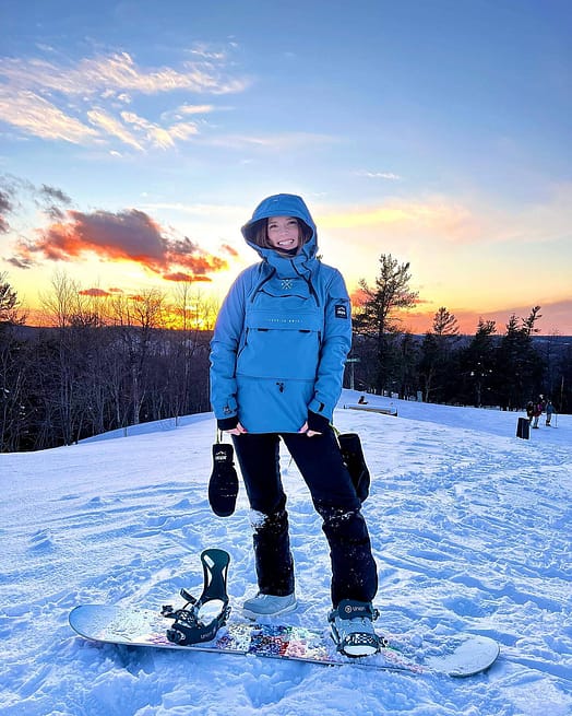 Customer @carly.kangas in Akin W Snowboard Jacket Women Blue Steel