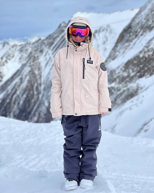 Customer @kailirandmae in Blizzard W Full Zip Ski Jacket Women Sand