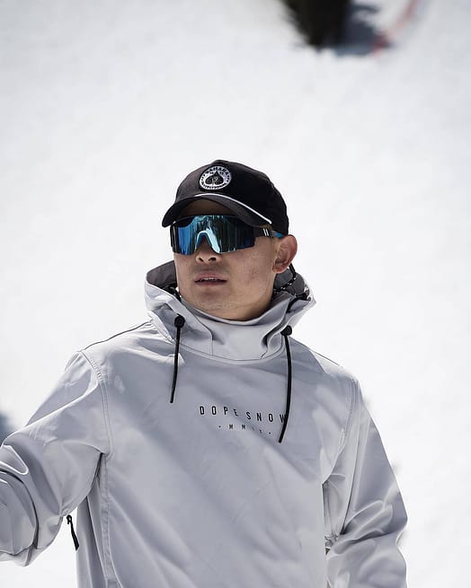 Klant @leejeehoonmedia in Yeti 2021 Ski jas Heren Range Light Grey