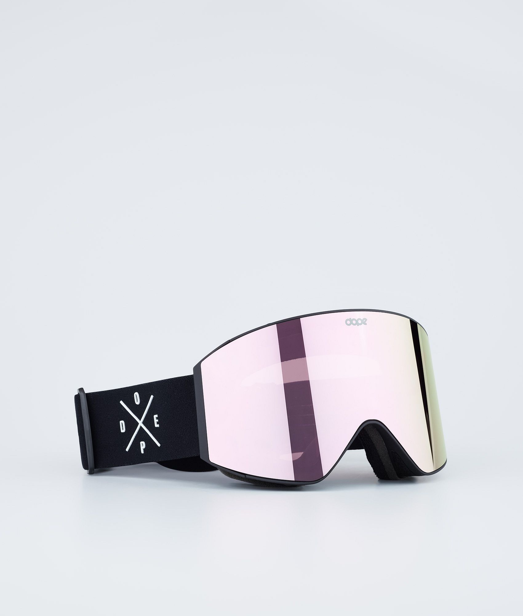 Mirrored store snow goggles