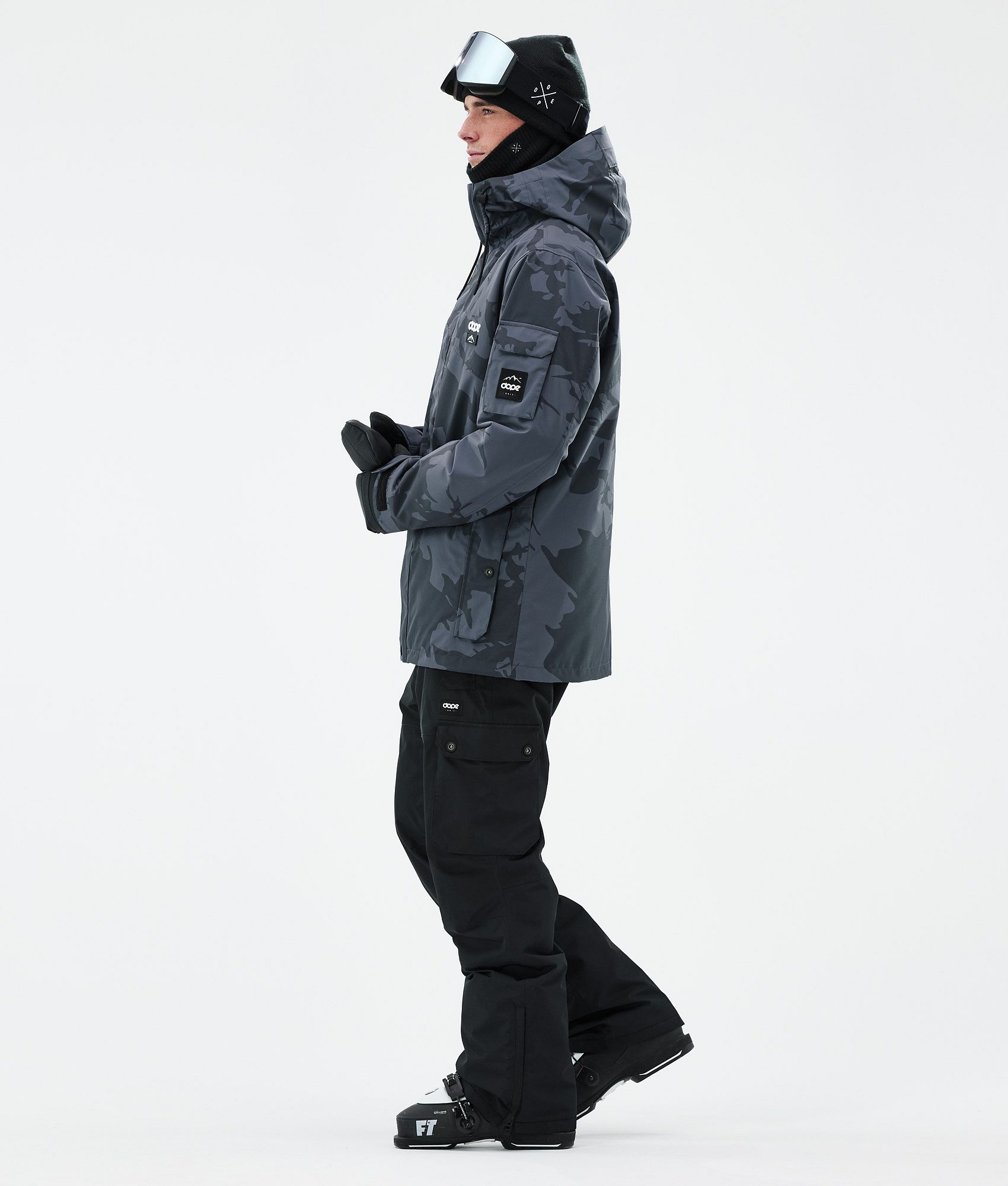 Black camo ski jacket best sale