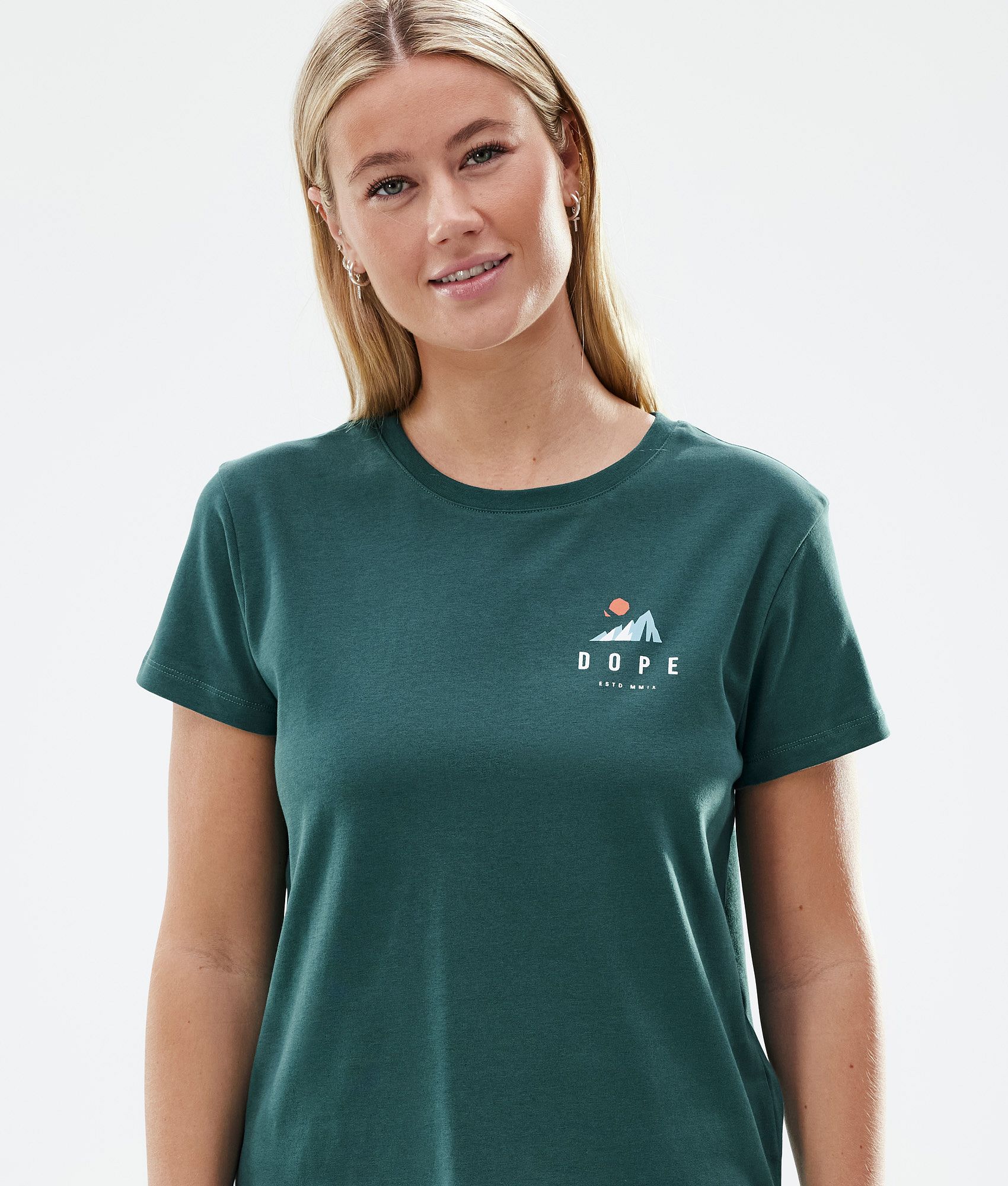 Forest green best sale t shirt womens