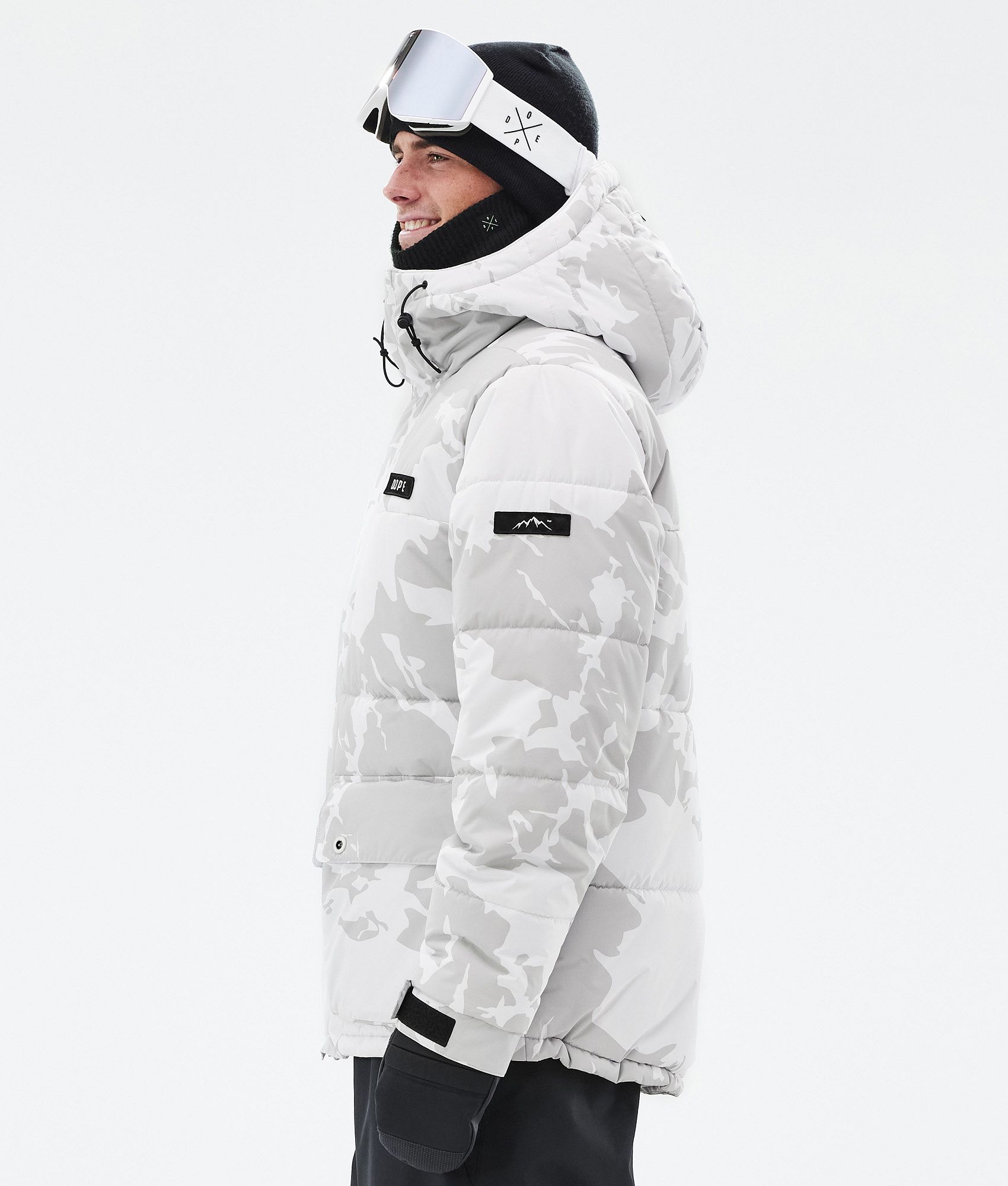 Black and white camo puffer jacket hotsell