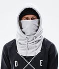 Cozy Hood II 2021 Ochraniacze na Twarz Light Grey, Zdjęcie 4 z 6